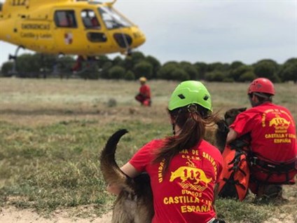 Perros De Búsqueda Y Rescate 112 Castilla Y León . Helicóptero Rescate 112